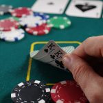 Menguasai Bluffing di Poker Online: Mengelabui Secara Cerdas