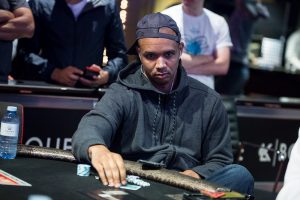 Tips Menghadapi Pemain Poker yang “Poker Face”