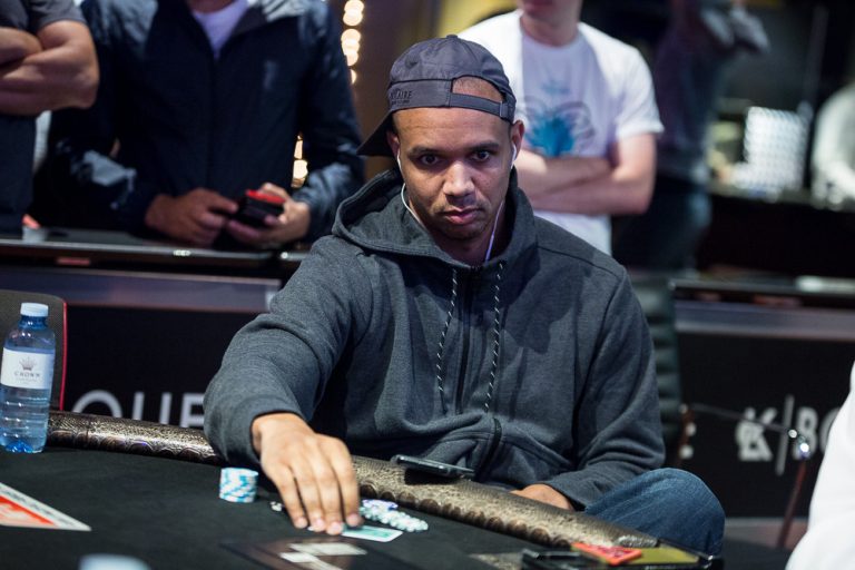 Tips Menghadapi Pemain Poker yang “Poker Face”